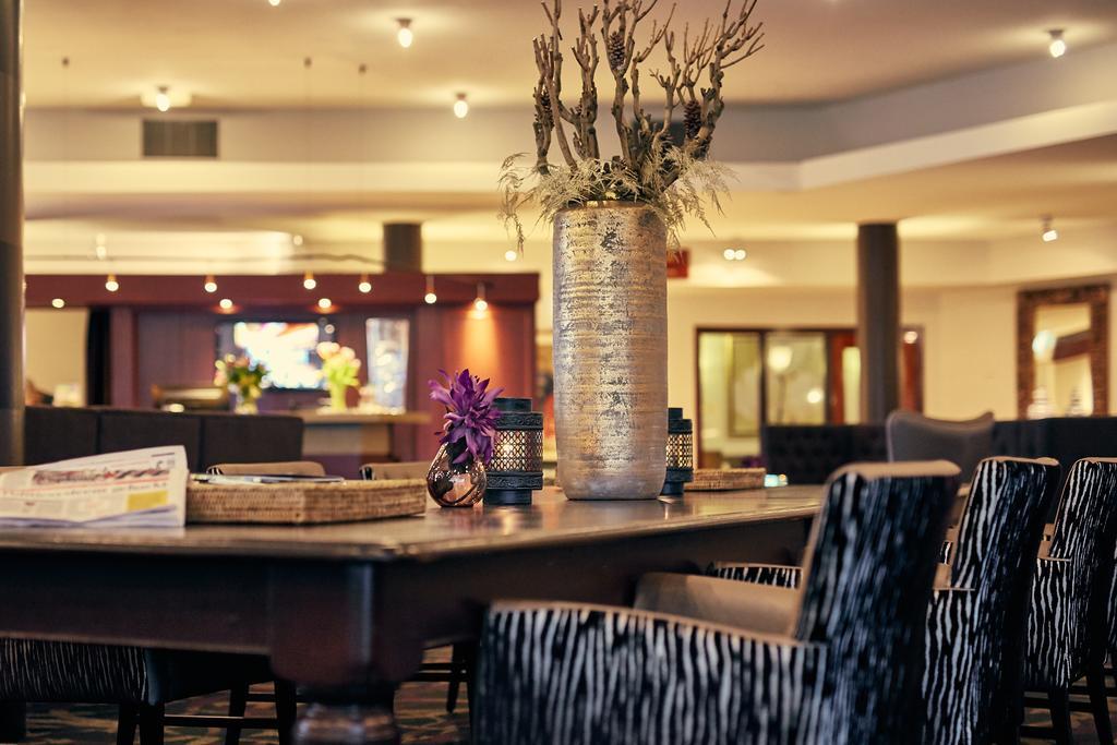 Hampshire Hotel - Newport Huizen Ngoại thất bức ảnh