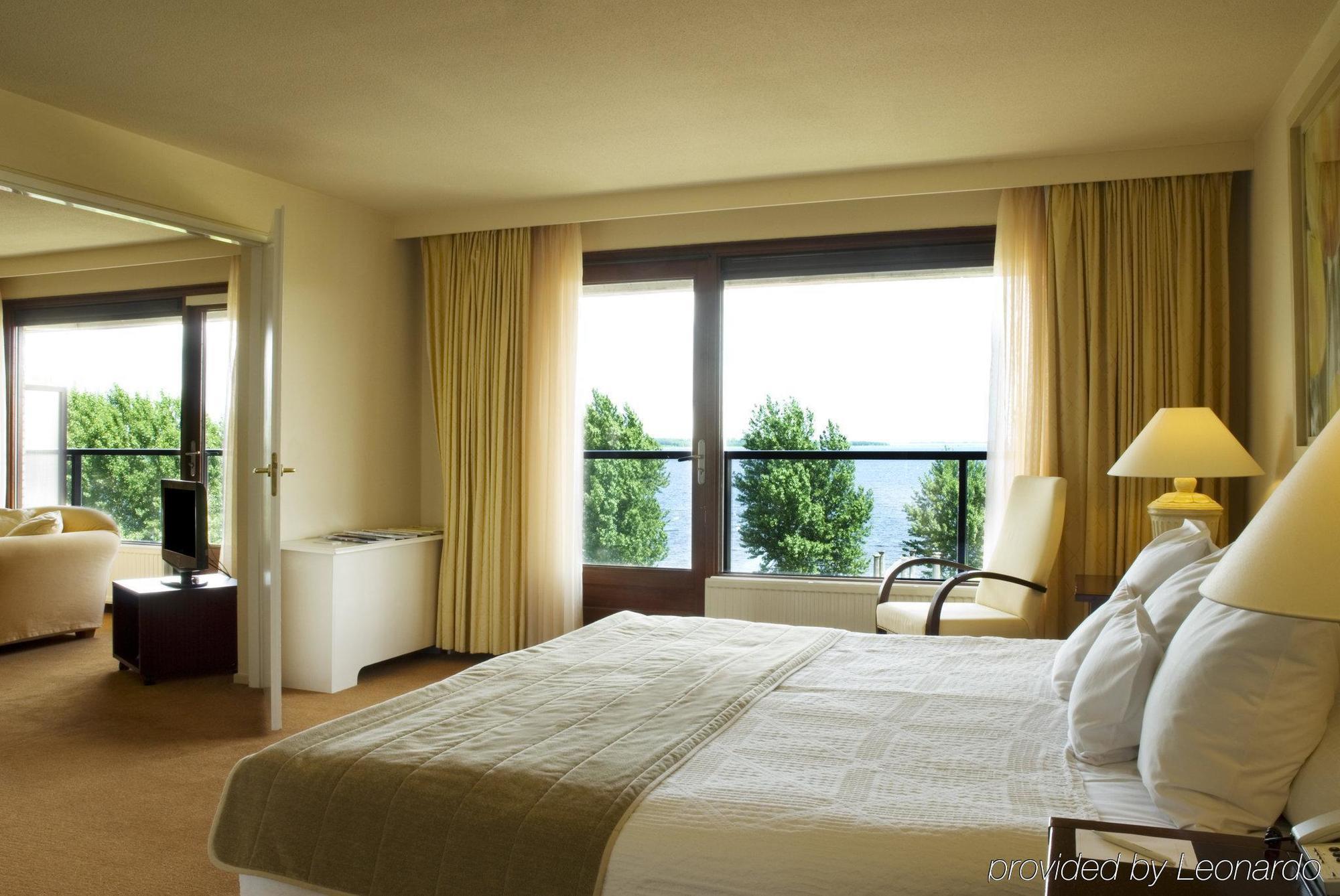 Hampshire Hotel - Newport Huizen Ngoại thất bức ảnh